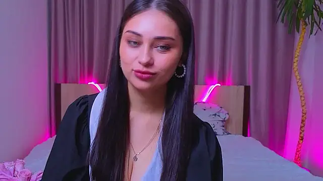 Sofia Plump online show from February 2026 02:03:02 PM