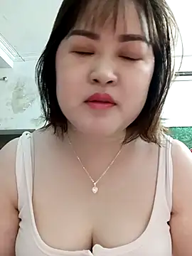 Kee-kimlee online show from March 2026 02:33:02 AM