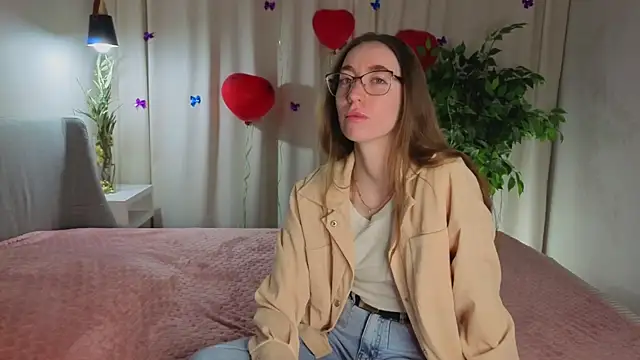 Snapshot of BuenaKaawa chatting on February 2026 01:02:02 AM BuenaKaawa online show from February 2026 01:02:02 AM