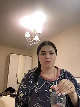 Snapshot of MilaKis chatting on February 2026 07:10:01 PM MilaKis online show from February 2026 07:10:01 PM