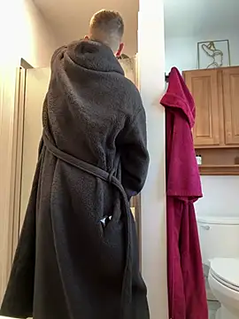 adonimus94 online show from March 2026 07:28:01 PM