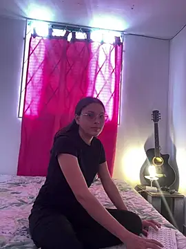 Ivy lexx online show from February 2026 02:58:01 PM