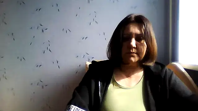 LockyCharm111 online show from March 2026 12:01:02 PM