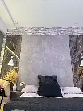 Hannah-Prada online show from February 2026 11:32:02 AM