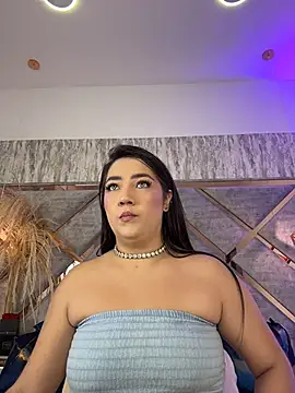 Hannah-Prada online show from July 2026 11:38:01 AM