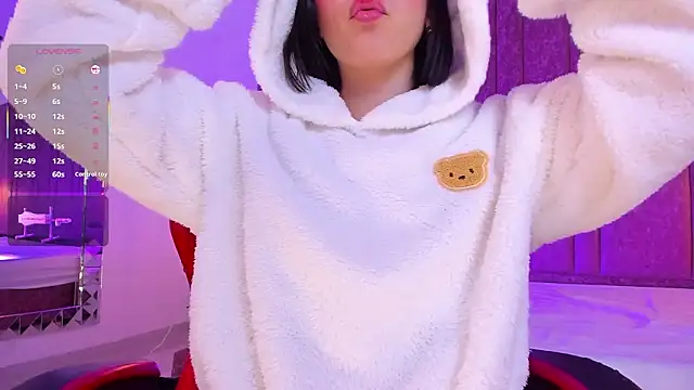 DollieEmma online show from February 2026 04:49:01 PM