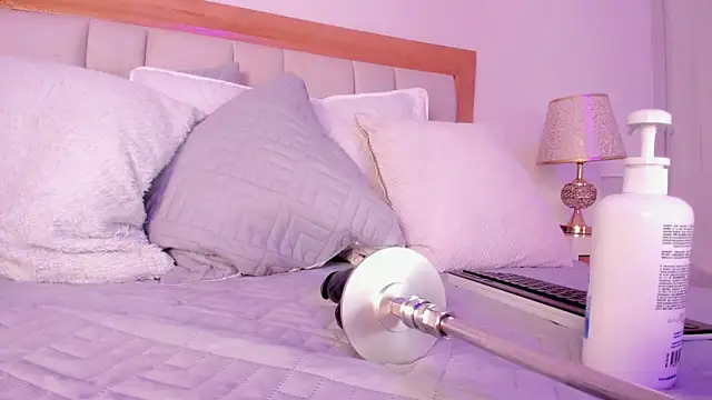 Snapshot of Bunny_Blush1 chatting on February 2026 07:36:01 PM Bunny Blush1 online show from February 2026 07:36:01 PM