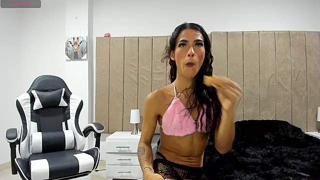 Snapshot of valery_slim18 chatting on February 2026 11:27:02 PM valery slim18 online show from February 2026 11:27:02 PM