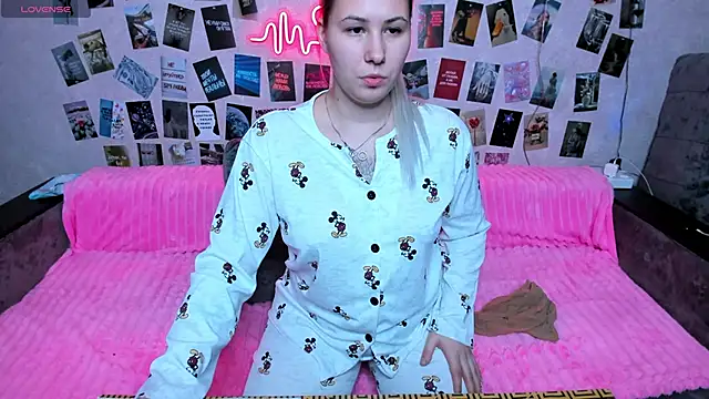 x Ulya1cutex online show from March 2026 03:52:02 AM