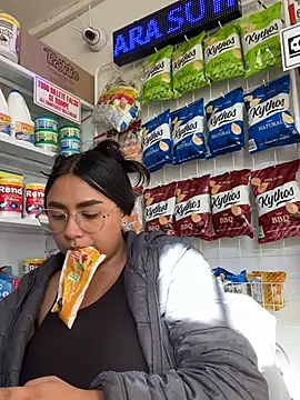 Snapshot of Michell_tits chatting on February 2026 12:53:02 PM Michell tits online show from February 2026 12:53:02 PM