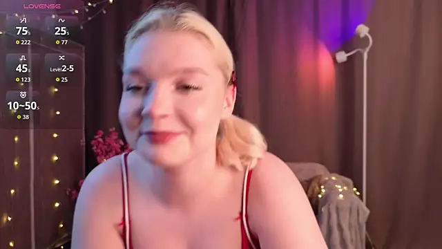 TobiteAnnie online show from March 2026 03:41:02 PM