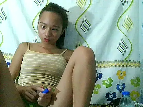 Snapshot of Asianpinay_Skinny1818 chatting on May 2026 10:36:02 PM Asianpinay Skinny1818 online show from May 2026 10:36:02 PM