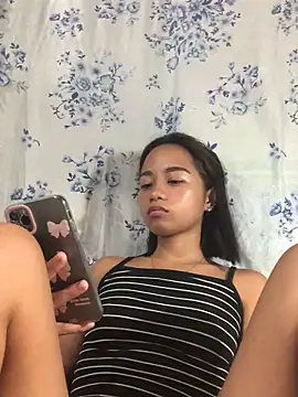 Snapshot of Asianpinay_Skinny1818 chatting on June 2026 09:43:01 AM Asianpinay Skinny1818 online show from June 2026 09:43:01 AM