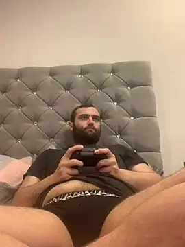 Snapshot of Mr_Findom chatting on March 2026 03:12:01 AM Mr Findom online show from March 2026 03:12:01 AM