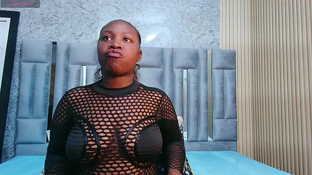 misspaula online show from March 2026 02:49:01 AM