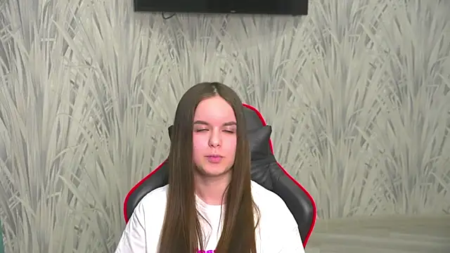 MarenCalarco online show from February 2026 11:15:02 AM