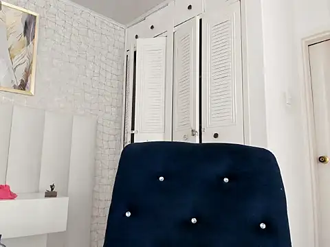 AngellHott  online show from March 2026 10:39:01 PM