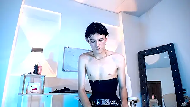jullian ricci online show from July 2026 08:24:02 PM
