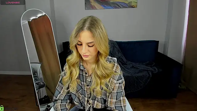 Silen Tori online show from March 2026 06:28:01 AM