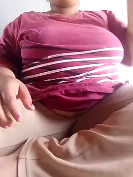 Snapshot of bigassnirali0049 chatting on February 2026 06:58:01 AM bigassnirali0049 online show from February 2026 06:58:01 AM