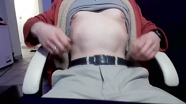 Snapshot of YouAndMe-forever chatting on February 2026 11:45:02 PM YouAndMe-forever online show from February 2026 11:45:02 PM