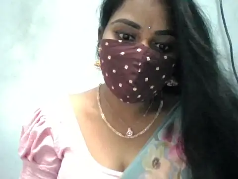 Snapshot of Rathi-priyaa chatting on February 2026 04:11:01 AM Rathi-priyaa online show from February 2026 04:11:01 AM