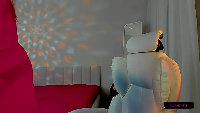 Snapshot of she_wolf chatting on February 2026 02:16:02 PM she wolf online show from February 2026 02:16:02 PM