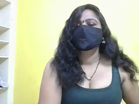 anu-reddyy online show from April 2026 05:10:01 AM