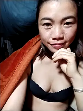 Snapshot of lovely-742 chatting on February 2026 09:33:01 PM lovely-742 online show from February 2026 09:33:01 PM