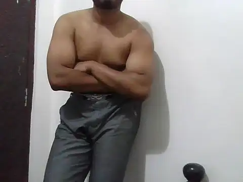 muscledad111 online show from February 2026 05:14:01 PM