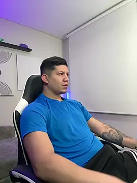  robertobaggioo online show from March 2026 12:00:02 PM