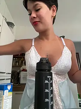 LissPerolaa online show from July 2026 10:54:01 AM