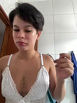 LissPerolaa online show from July 2026 12:12:02 PM