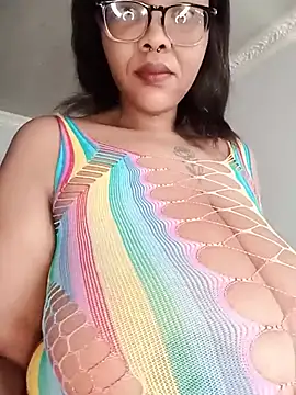 ShantelBootyBoobs online show from July 2026 12:01:02 PM