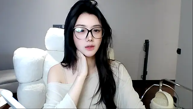 MedeLineayr online show from March 2026 05:27:02 PM