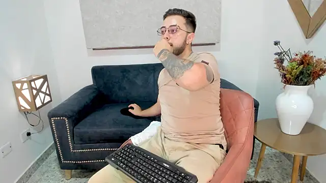 Snapshot of ethan_grace chatting on February 2026 07:42:02 PM ethan grace online show from February 2026 07:42:02 PM