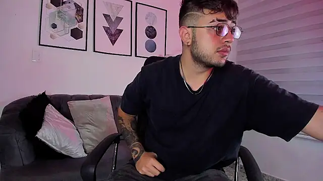 Snapshot of ethan_grace chatting on February 2026 12:17:02 PM ethan grace online show from February 2026 12:17:02 PM