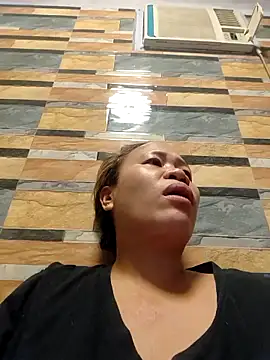 squirtshantal online show from February 2026 01:16:02 AM