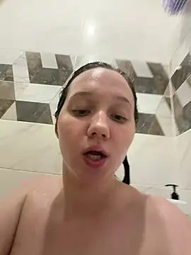 Snapshot of _EliceMoon_ chatting on February 2026 08:49:02 PM EliceMoon online show from February 2026 08:49:02 PM