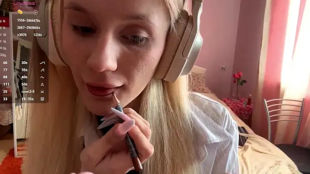 Snapshot of MelissaZaria chatting on April 2026 06:49:01 AM MelissaZaria online show from April 2026 06:49:01 AM