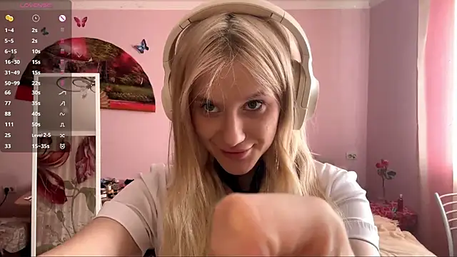 Snapshot of MelissaZaria chatting on April 2026 06:49:01 AM MelissaZaria online show from April 2026 06:49:01 AM