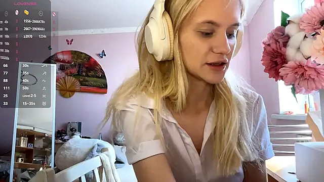 Snapshot of MelissaZaria chatting on May 2026 06:21:02 AM MelissaZaria online show from May 2026 06:21:02 AM