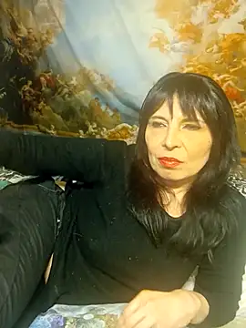 Snapshot of MadamBell chatting on March 2026 04:40:01 PM MadamBell online show from March 2026 04:40:01 PM