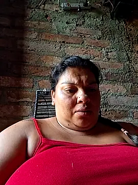 Snapshot of Juli_Powl chatting on May 2026 01:16:02 PM Juli Powl online show from May 2026 01:16:02 PM