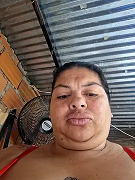 Juli Powl online show from June 2026 01:04:02 PM