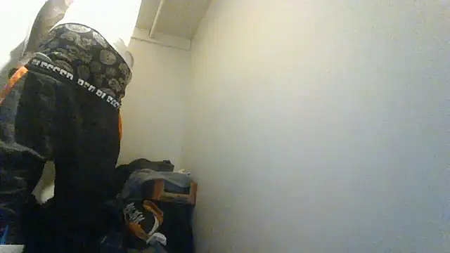 stressrliver88 online show from June 2026 07:07:02 PM
