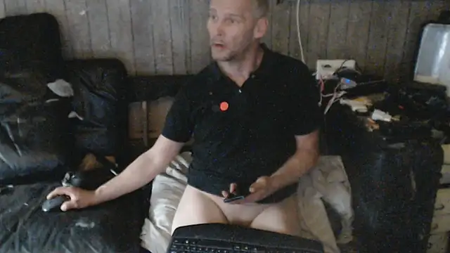 BISLETJE1980 online show from February 2026 12:11:01 PM