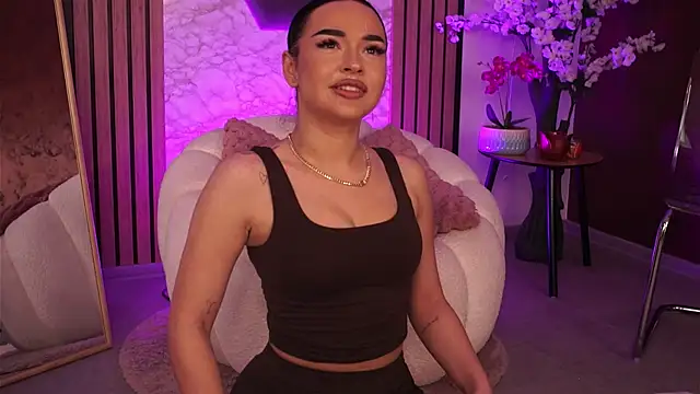 SashaLorrenz online show from June 2026 02:23:01 PM