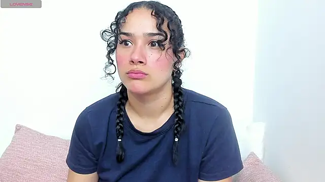 love kriss online show from May 2026 06:16:02 PM