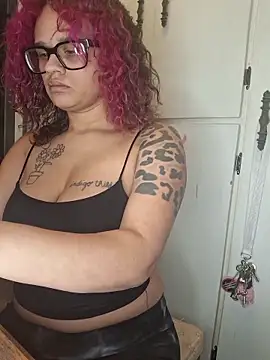 Snapshot of VelvetVixen_735 chatting on March 2026 12:02:01 AM VelvetVixen 735 online show from March 2026 12:02:01 AM